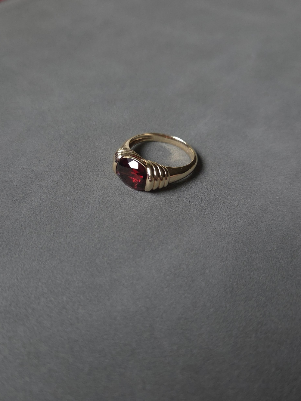 Mejuri Garnet Heirloom Ring